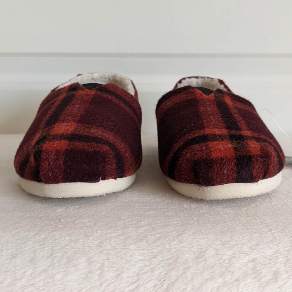 TOMS Slip On Flats Belmont Wool Blend Red Plaid Upper Faux Shearling Lined 9 NWT - Picture 7 of 13